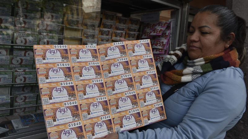 Lotería Nacional lanza billete conmemorativo por el 450 aniversario de León